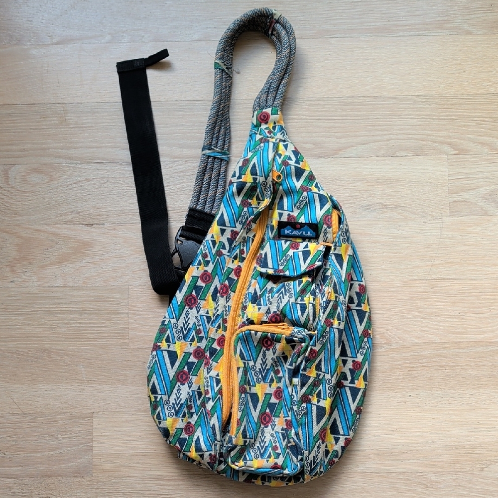 Kavu Geometric Sling Bag in Blue and Yellow